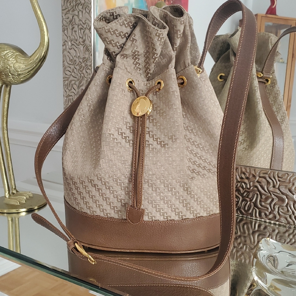 80's Gucci Rare Vintage Bucket Crossbody Shoulder Bag